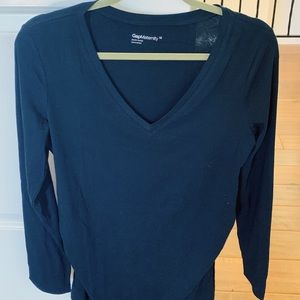 NWT Maternity Long Sleeve V neck T shirt